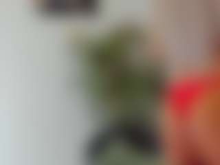 BlueEyesDesire's Live Sex Cam Show
