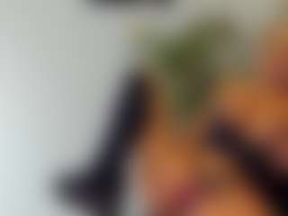 Live cam show with BlueEyesDesire - Athletic Middle Aged on Camsoda
