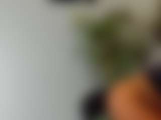 BlueEyesDesire's Live Sex Cam Show