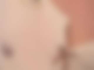 Live cam show with EileenMacmullan - Blonde Hair on Camming Site