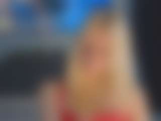 Live cam show with EileenMacmullan - Facial on Dolls Live
