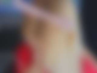 Live cam show with EileenMacmullan - Blonde Hair on TeamSkeetLive