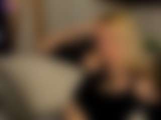 Live cam show with EileenMacmullan - College on Dolls Live