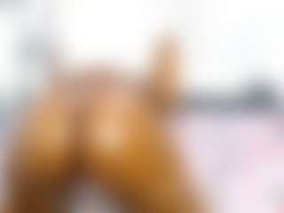 Spettacolo in cam dal vivo con GorgeousCoco - Fingers su Camsoda
