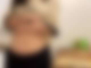 Live cam show with HarperChopra - Domination on madthumbs