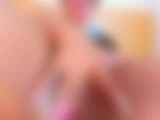 Laura-Torrees's Live Sex Cam Show