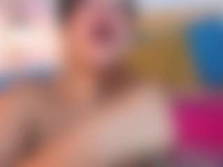 Live cam show with Laura-Torrees - Mature on Camsoda Late Night