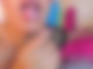Laura-Torrees's Live Sex Cam Show