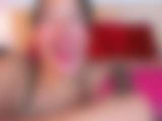 Live cam show with Laura-Torrees - Mature on Free Soda