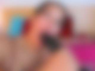 Live cam show with Laura-Torrees - Shaved Pussy Mature on Dare Cams