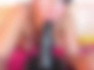 Laura-Torrees's Live Sex Cam Show