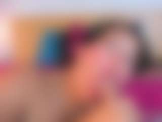 Laura-Torrees's Live Sex Cam Show