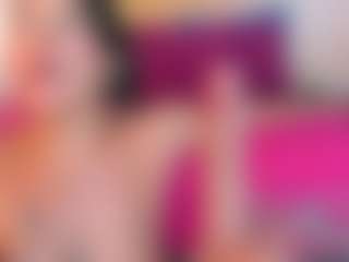 Laura-Torrees's Live Sex Cam Show
