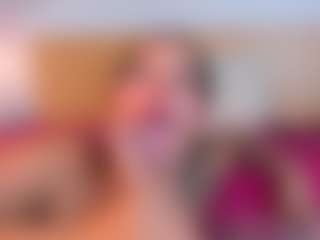Live cam show with Laura-Torrees - Spy Mature on Nude Chat * 1 On 1 Webcam Sex * Live Cam Show