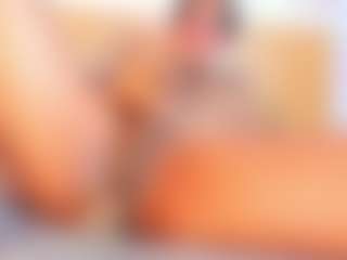 Live cam show with Laura-Torrees - Small Tits on Hubzter Live