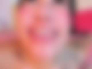 Live cam show with Laura-Torrees - Small Tits Mature on milfzrlive.com