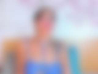Live cam show with Laura-Torrees - Spank on livesuperchat.net
