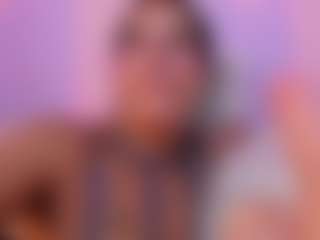 Laura-Torrees's Live Sex Cam Show