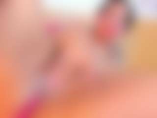 Laura-Torrees's Live Sex Cam Show