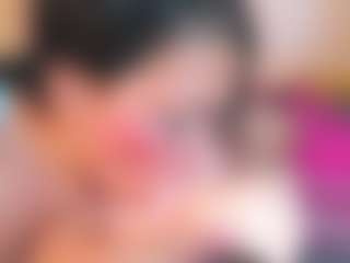 Live cam show with Laura-Torrees - Mature on Camsoda