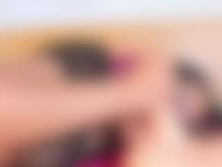 Live cam show with Laura-Torrees - BBW on Milfs Live