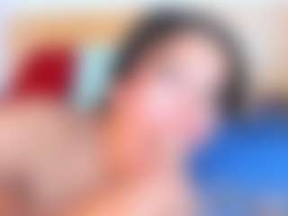 Live cam show with Laura-Torrees - Small Tits Mature on Uber Horny
