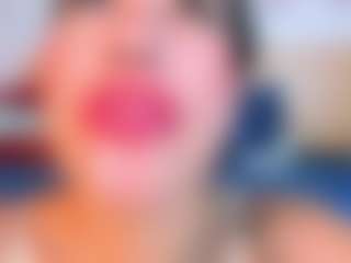 Live cam show with Laura-Torrees - Small Tits Mature on crypto-cams