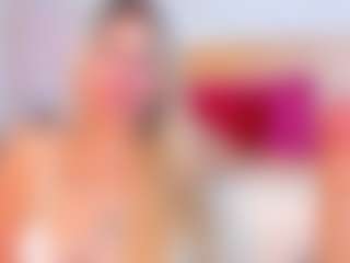 Live cam show with Laura-Torrees - Gamer Mature on Strip Flash - Live Sex Shows