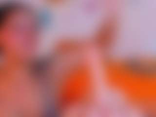 Live cam show with Laura-Torrees - Small Tits Mature on Camsoda