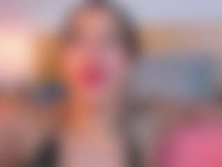 Live cam show with Laura-Torrees - Mature on Camsoda