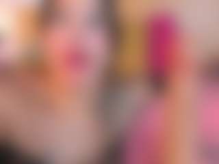 Live cam show with Laura-Torrees - Small Tits Mature on makecum.org