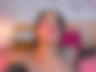 Live cam show with Laura-Torrees - Shaved Pussy Mature on milfzrlive.com