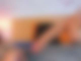 Live cam show with Laura-Torrees - Small Tits Mature on Camsoda