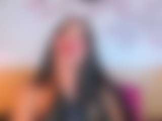 Live cam show with Laura-Torrees - Small Tits Mature on StripNow