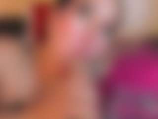 Show de cam en vivo con Laura-Torrees - Small Tits Mature en Camsoda