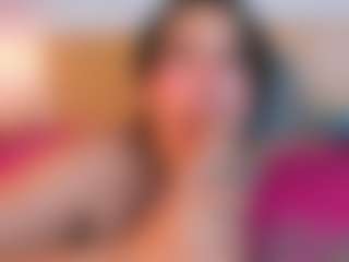 Laura-Torrees's Live Sex Cam Show