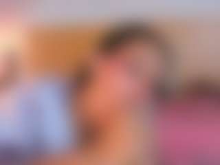 Live cam show with Laura-Torrees - Anal Curvy on CamClone