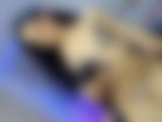 Live cam show with Mia-Alejandraa - Sexting on PervPlay.com