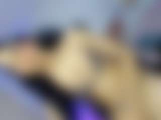 Live cam show with Mia-Alejandraa - Blowjob on SxyPornLive