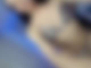 Live cam show with Mia-Alejandraa - Dildo on milfzrlive.com
