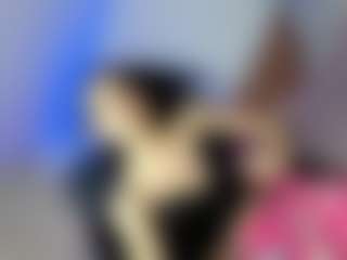 Mia-Alejandraa's Live Sex Cam Show