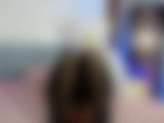 Live cam show with Mia-Alejandraa - Armpits on xplaylive.com