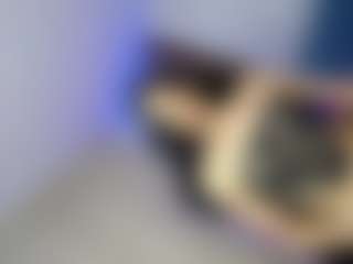 Mia-Alejandraa's Live Sex Cam Show