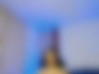 Mia-Alejandraa's Live Sex Cam Show