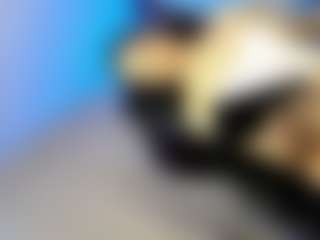 Live cam show with Mia-Alejandraa - Smoking on Camiplay Live