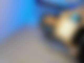 Live cam show with Mia-Alejandraa - Sexting on Mixed Magazine Live