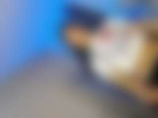 Live cam show with Mia-Alejandraa - Handjob on Hubzter Live