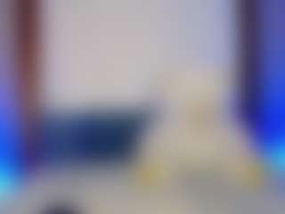 Mia-Alejandraa's Live Sex Cam Show