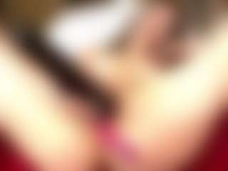 Live cam show with PetrinaRuhter - Facial on Camsoda