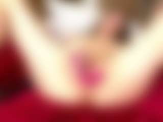 Live cam show with PetrinaRuhter - Blonde Hair on fuklive.com
